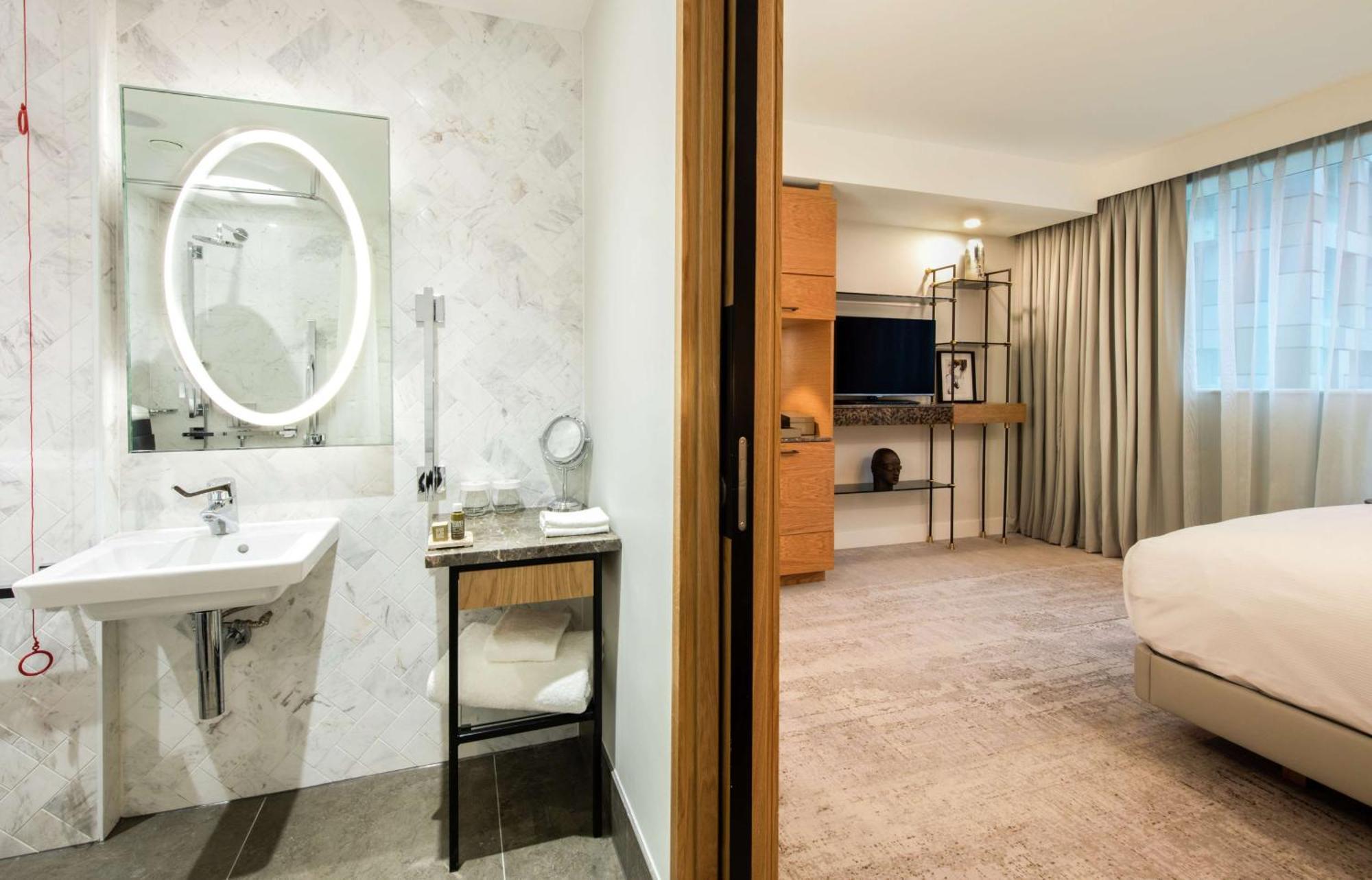 Lincoln Plaza Hotel London, Curio Collection By Hilton Екстер'єр фото