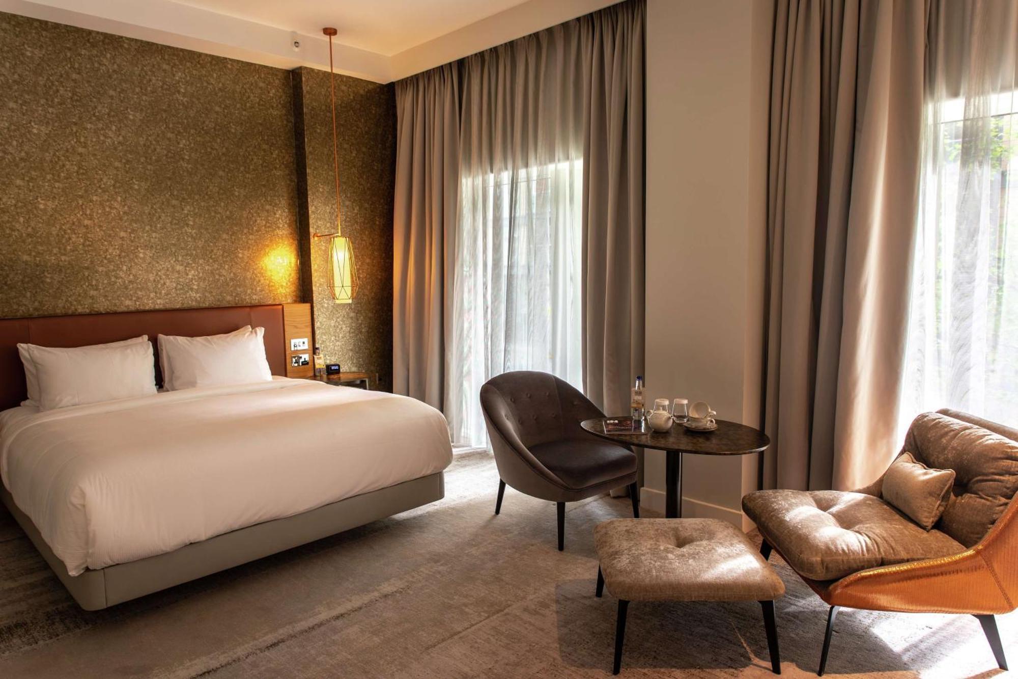 Lincoln Plaza Hotel London, Curio Collection By Hilton Екстер'єр фото