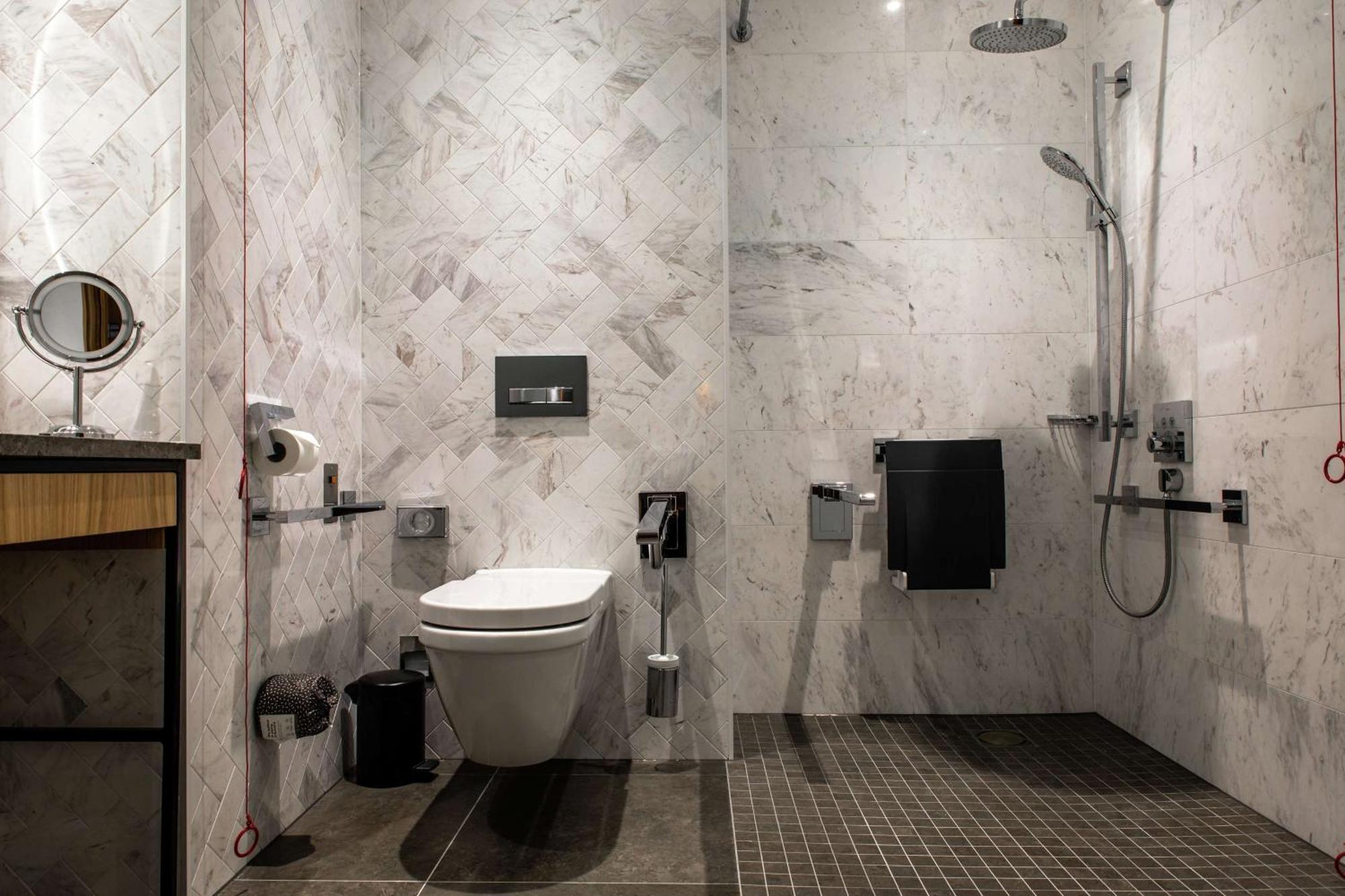 Lincoln Plaza Hotel London, Curio Collection By Hilton Екстер'єр фото